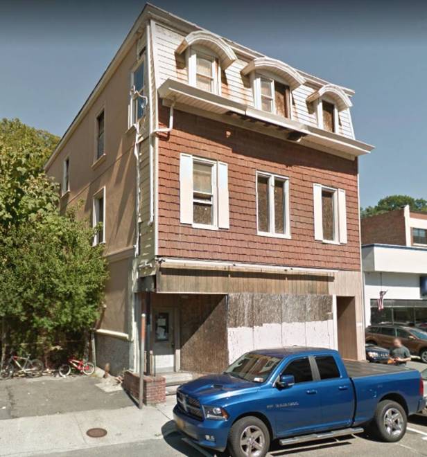 99 Glen St, Glen Cove, NY 11542 (Off Market NYStateMLS Listing 10452398)