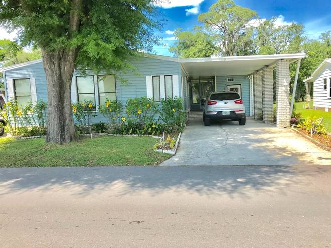 11 Country meadows Blvd,  photo