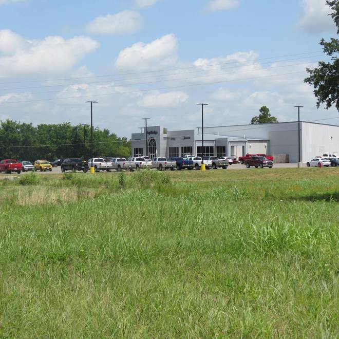 2505 E Jackson St., Hugo, OK 74743 (For Sale NYStateMLS Listing 10622983)